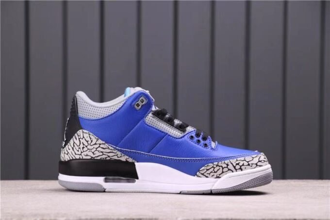Air Jordan 3 “Varsity Royal” CT8532-400 - Image 2