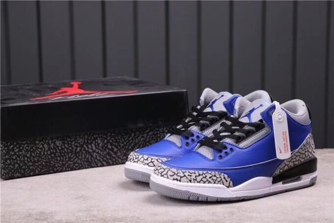Air Jordan 3 “Varsity Royal” CT8532-400 - Image 4